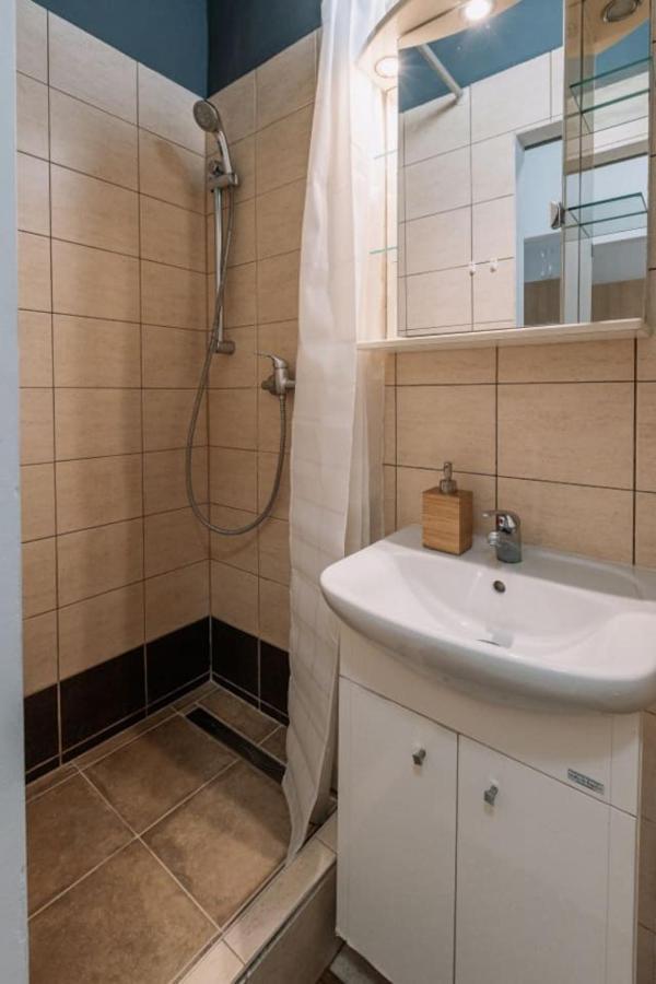 Apartamento Stadiumside Studio Bratislava Exterior foto